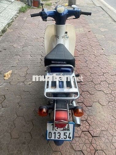 Cúp 50cc hoc sinh sinh viên bán