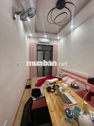 Cho thuê nhà mặt phố Thọ Lão - phường Hoàn Kiếm