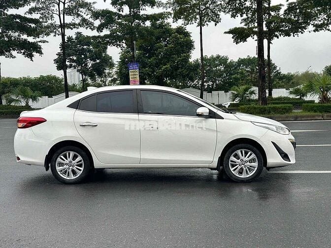 cần bán vios sx 2020 số sàn 1 chủ bao zin bao chec
