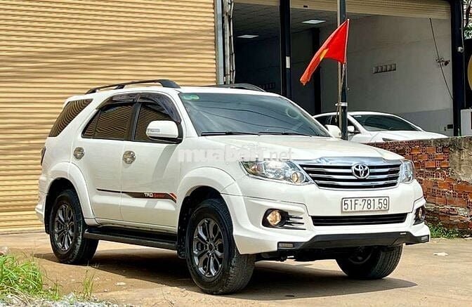 2016 2.7V TRD 4x2 - 146000 km