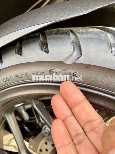 Siêu Phẩm WINNER V1 Bản ĐẶC BIỆT Vỏ bánh Zin 1 cặp