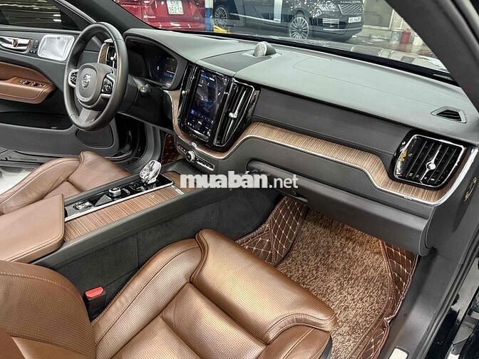 Volvo XC60 T8 Recharge sx2022 - 90.000 km