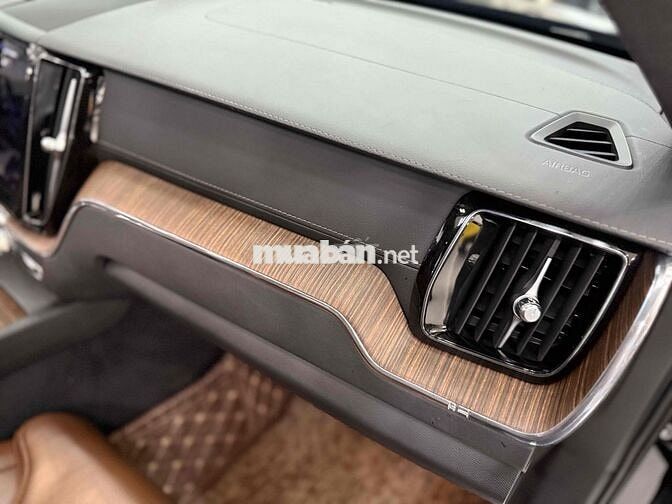 Volvo XC60 T8 Recharge sx2022 - 90.000 km