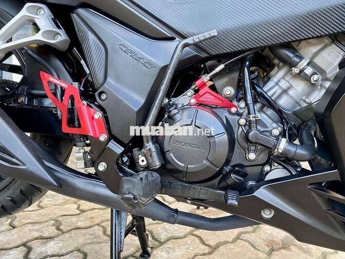 Siêu Phẩm WINNER V1 Bản ĐẶC BIỆT Vỏ bánh Zin 1 cặp