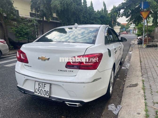 Ô tô Chevrolet Cruze LTZ 5 chỗ tự động