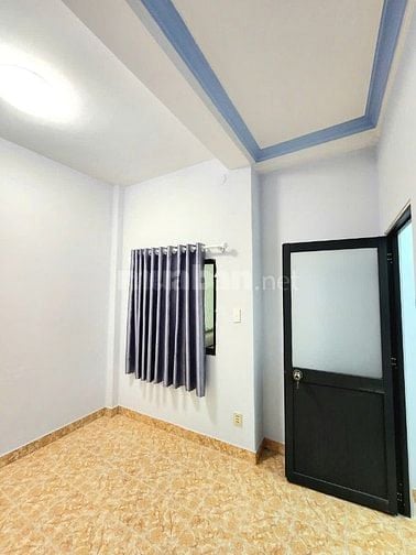 Nhà 373/35 Tùng Thiện Vương, P13, Q8. Trệt, 3 lầu, ST, 3mx9m, 5PN, 4WC