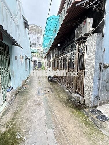 Đất Thổ Cư, Ngay Đầm Sen, 4.1x10m, Nở Hậu, Xây Dựng 4 Tầng, 3.7 Tỷ