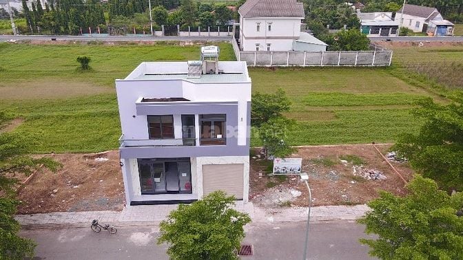 Em chính chủ cho thuê 80m2 full thổ Củ Chi-Tân phú trung, trồng cây củ