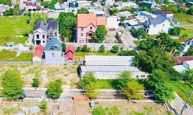 Em chính chủ cho thuê 80m2 full thổ Củ Chi-Tân phú trung, trồng cây củ