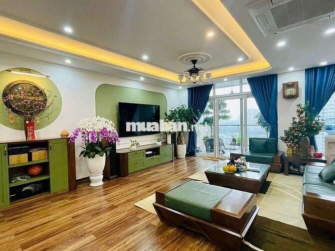 Căn hộ 165m2, 3PN, 2VS, nội thất liền tường, Hà Đông