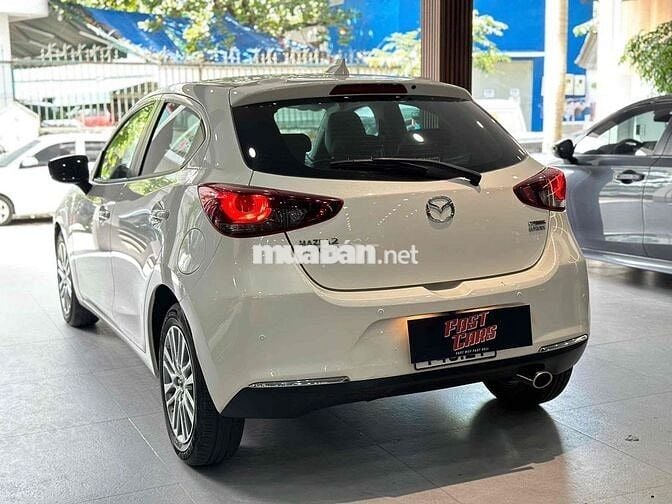 Mazda 2 Sport Luxury 2022 lướt 21.000 km cực đẹp