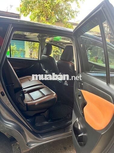 Toyota Innova 2020 E 2.0 MT - 117000 km, xe nhà