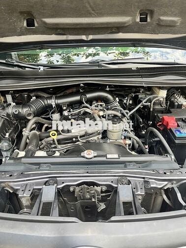 Toyota Innova 2020 E 2.0 MT - 117000 km, xe nhà