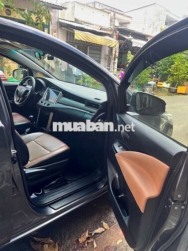 Toyota Innova 2020 E 2.0 MT - 117000 km, xe nhà