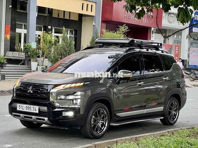 Xpander Cross ĐK 6/2025 lên gần 100tr đồ chơi