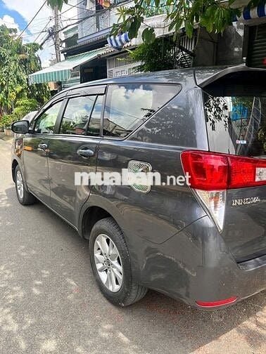 Toyota Innova 2020 E 2.0 MT - 117000 km, xe nhà