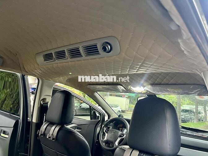 Xpander Cross ĐK 6/2025 lên gần 100tr đồ chơi