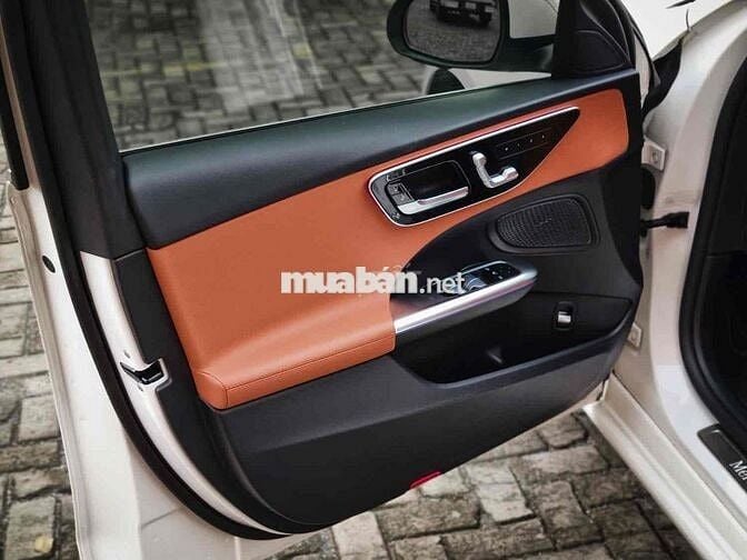 C200 Avangarde V1 model 2023 Trắng Nâu chuẩn hãng
