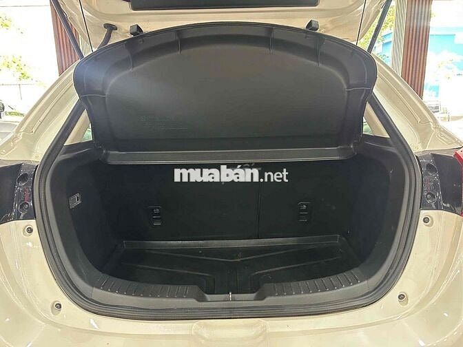 Mazda 2 Sport Luxury 2022 lướt 21.000 km cực đẹp