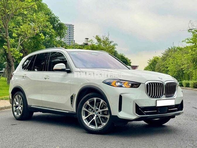 BMW X5 xDrive40i lướt 4.000Km 7 ghế cho gia đình