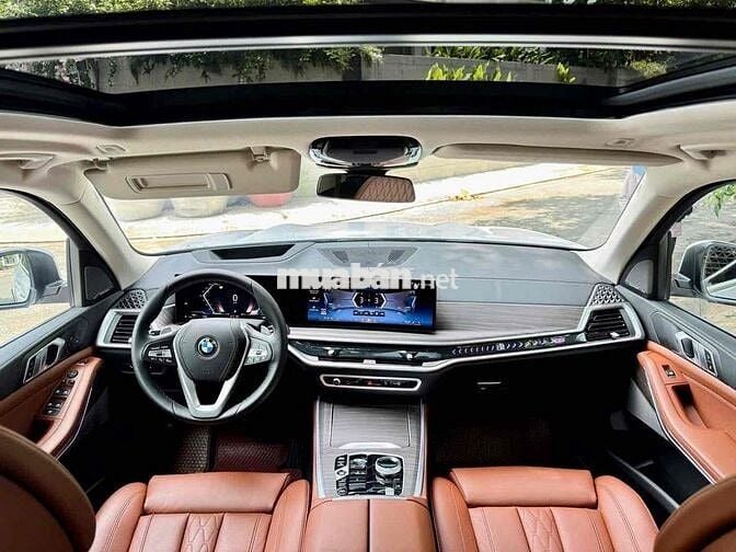 BMW X5 xDrive40i lướt 4.000Km 7 ghế cho gia đình