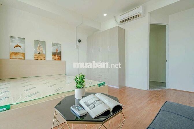 Phòng trọ quận 1 bancol lớn full nội thất