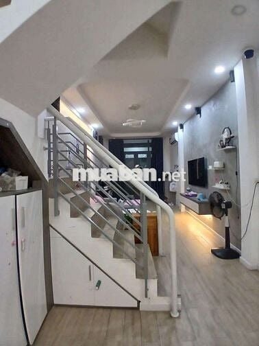 🌈 🌈[QUẬN 4] MT HẺM 576 ĐOÀN VĂN BƠ. GIÁ 5T7 thương lượng .