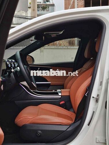 C200 Avangarde V1 model 2023 Trắng Nâu chuẩn hãng