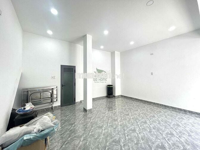 MẶT BẰNG CHO THUÊ NGAY CHỢ ĐẦM KINH DOANH TỰ DO