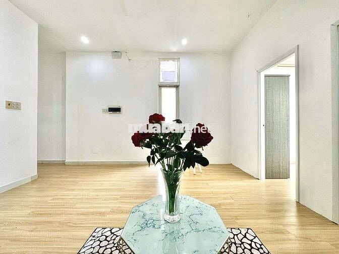 CĂN 2 PHÒNG NGỦ 1 KHÁCH, BAN CÔNG, FULL NỘI THẤT GẦN CẦU THỊ NGHÈ 1