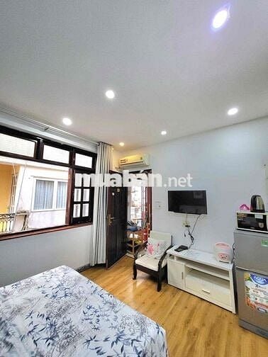 Cho thuê phòng ngay LÊ THÁNH TÔN Q1 gần DINH ĐỘC LẬP - BẾN NGHÉ 27m2