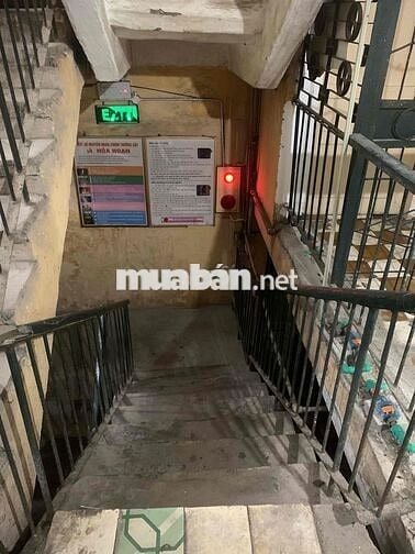 TẬP THỂ TRUNG TÂM BÁCH KHOA - Ô TÔ ĐỖ CHÂN CẦU THANG - TIỆN ÍCH LỚN.