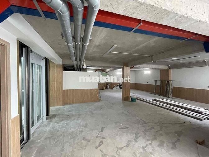 CHO THUÊ NHÀ 3 TẦNG LÔ GÓC KHU ACC VƯỜN XOÀI