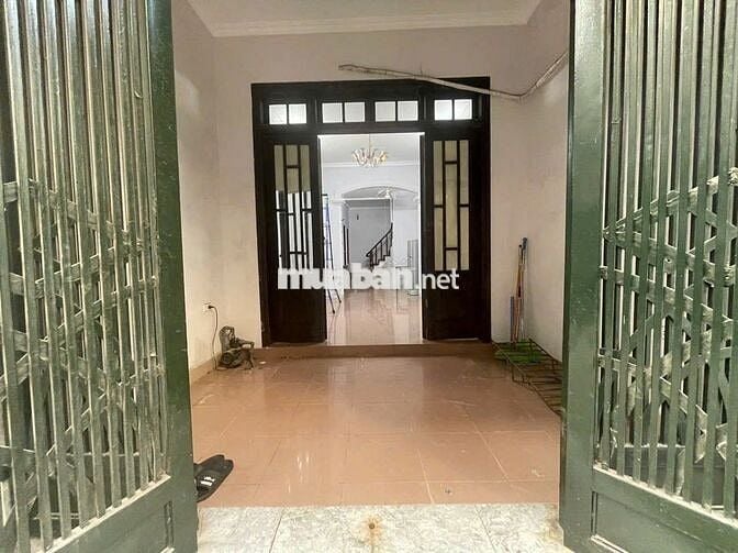 Cho thuê MBKD Phố Thợ Nhuộm, rộng 60m2 mặt tiền 4,5m giá thuê 25 triệu