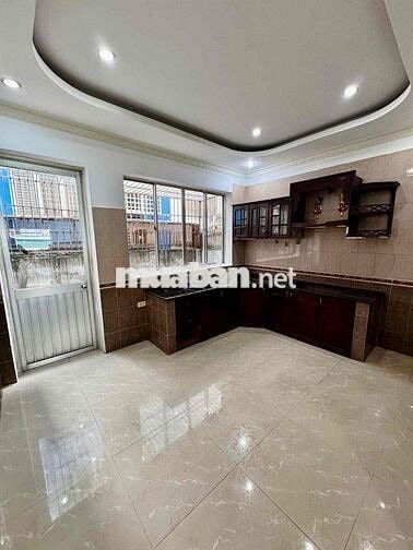 MẶT BẰNG MẶT TIỀN ĐƯỜNG CHỢ LỚN - 50m2 - CHO KINH DOANH BUÔNG BÁN