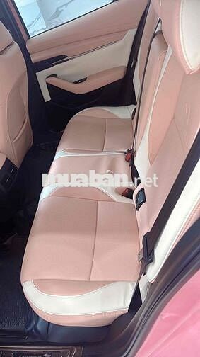 Mazda 3 2023 luxury- 36000 km