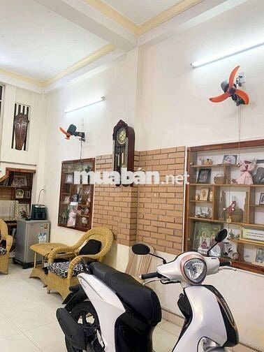 CHO THUÊ TẦNG TRỆT MẶT TIỀN Q. HẢI CHÂU, TRUNG TÂM, GIÁ CHỈ 4TR/THÁNG