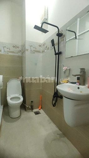 Bán nhà 2 lầu, hẻm riêng tư cạnh PNJ – ACB, Ngay Đại Lộ Đồng Khởi