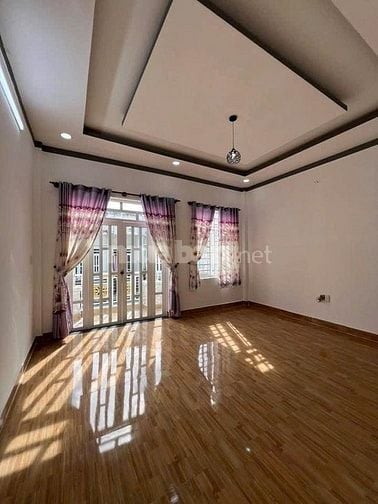 Bán nhà đường Bà Điểm 5, xã Bà Điểm Hóc Môn, sổ hồng riêng, giá tốt