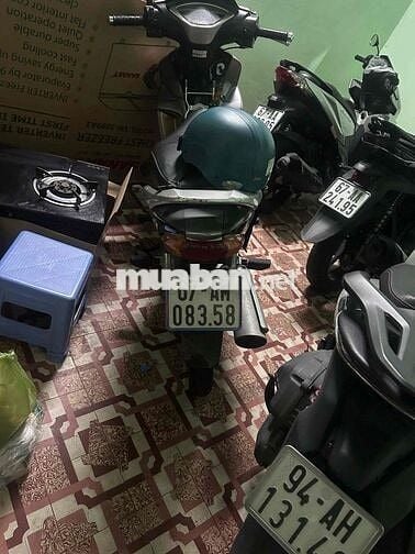 xe đang đi kẹt tiền bán