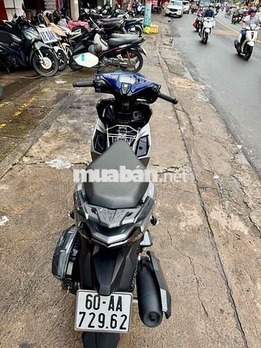 🟢🟢 A  125 4Val bạc xanh đký T8/2025 odo 882km