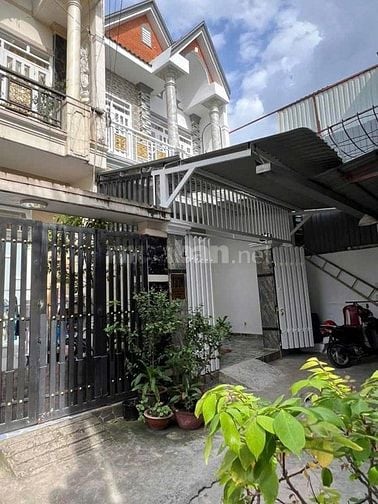 Bán nhà đường Bà Điểm 5, xã Bà Điểm Hóc Môn, sổ hồng riêng, giá tốt