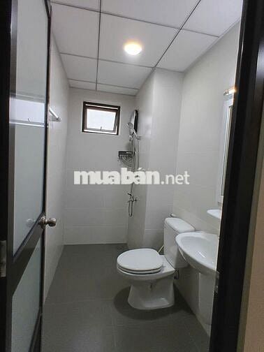 CHO THUÊ CĂN HỘ 2PN FULL NT HIỆN ĐẠI CHỈ XÁCH VALI VÀO Ở