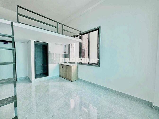 PHÒNG GÁC ĐỨNG CỬA SỔ 4 NGĂN GẦN BỆNH VIỆN BÌNH THẠNH