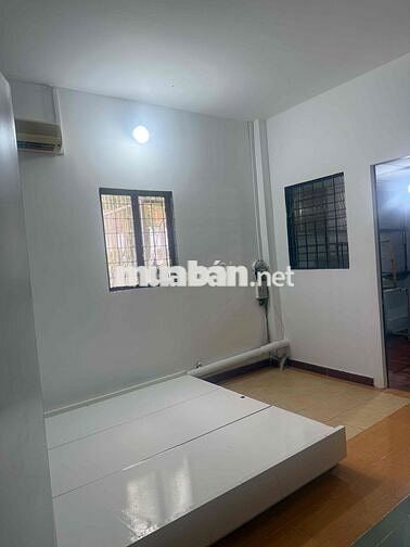 Cho thuê phòng rộng rãi full nội thất ở tối đa 4 người,