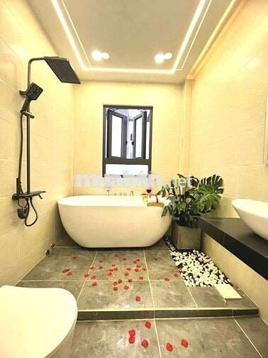 🌺 SIU HIẾM - NGAY KHU VIP HƯƠNG LỘ 2  - HẺM 6M - 40M2 -NHỈNH 4 TỶ