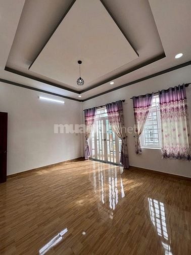 Bán nhà đường Bà Điểm 5, xã Bà Điểm Hóc Môn, sổ hồng riêng, giá tốt