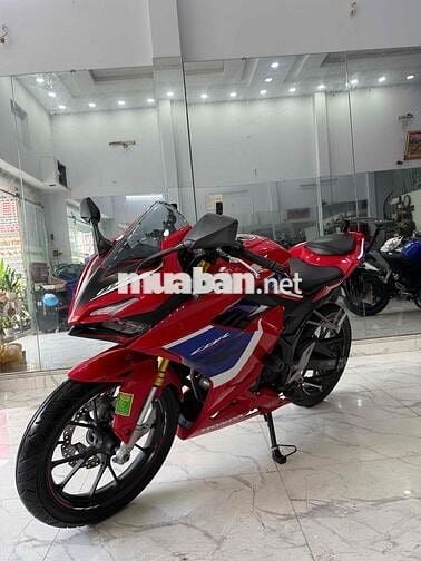 Cần Bán CBR 150R dk 2023 Cực Đẹp