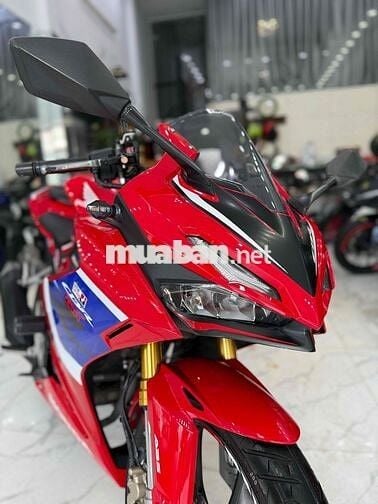 Cần Bán CBR 150R dk 2023 Cực Đẹp