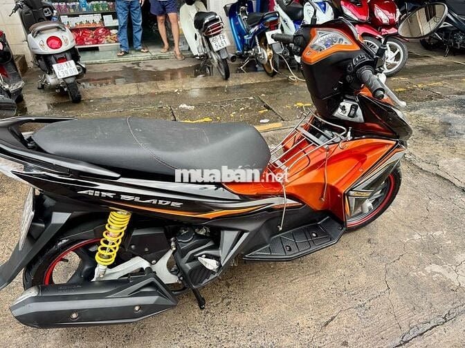 🟡🟡 AB 125 cam đen đký 2014 chính chủ có trả góp